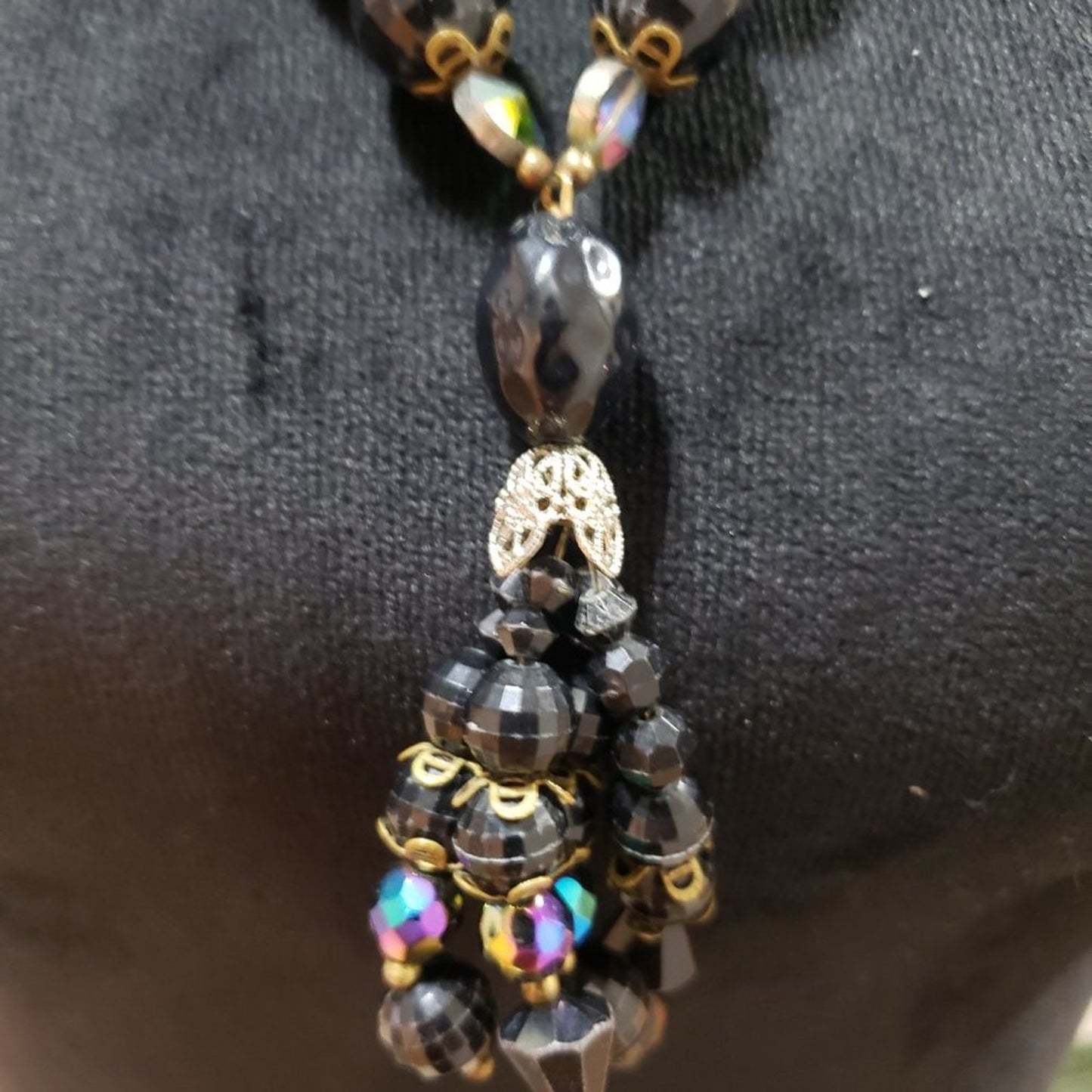 Women Fashion Black Crystal Beaded Teardrop Necklace with Spring Ring Clasp