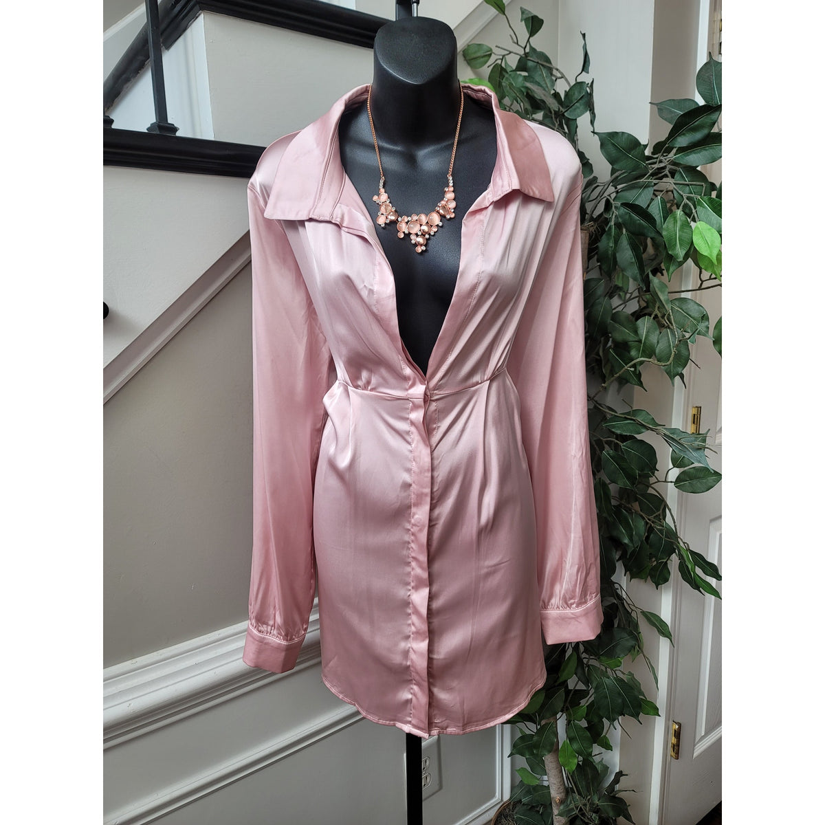 Fashion Nova Shirt Dress Women's Size Large Pink Polyester Long Sleeves