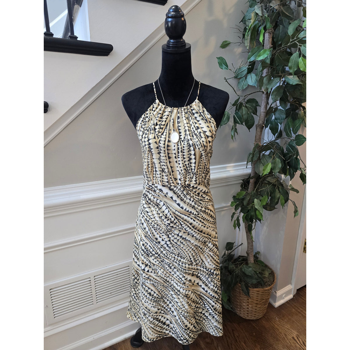 New York & Company Midi Dress Women Large Beige Abstract Halter Neck Back Zipper