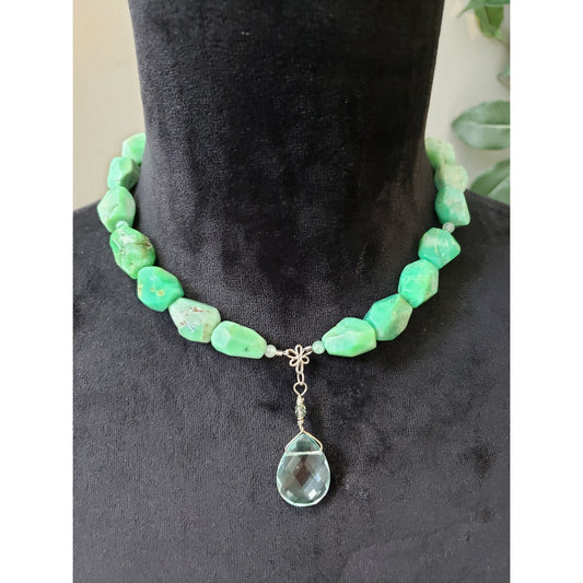 Women's Green Nugget Gemstone Necklace With Teardrop Pendant Hook Clasp