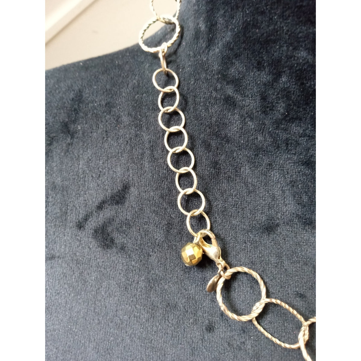 Gold Tone Multi Circle Link Statement Bib Necklace Lightweight Modern Boho Chic