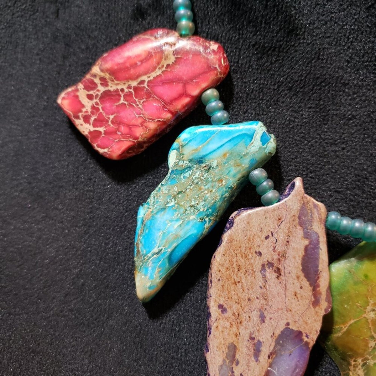 Made with Love Magnesite Turquoise Freeform Magnesite Slabs Beads Necklace