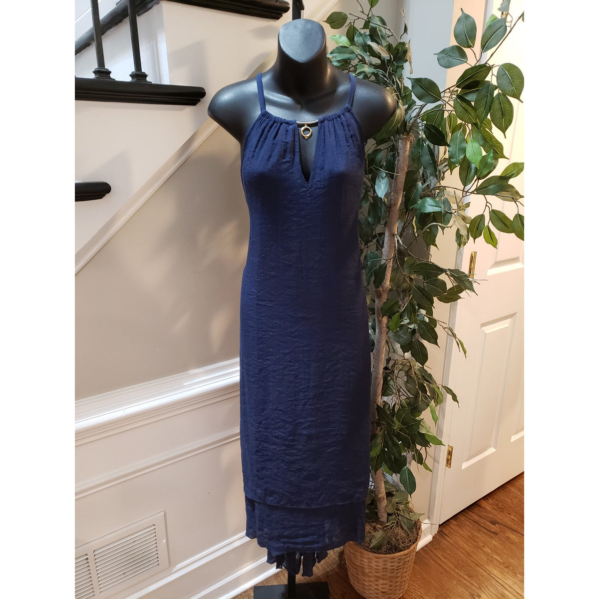 Mlle Gabrielle Maxi Dress Women's Size 2X Blue Rayon Keyhole Hi-Low Sleeveless