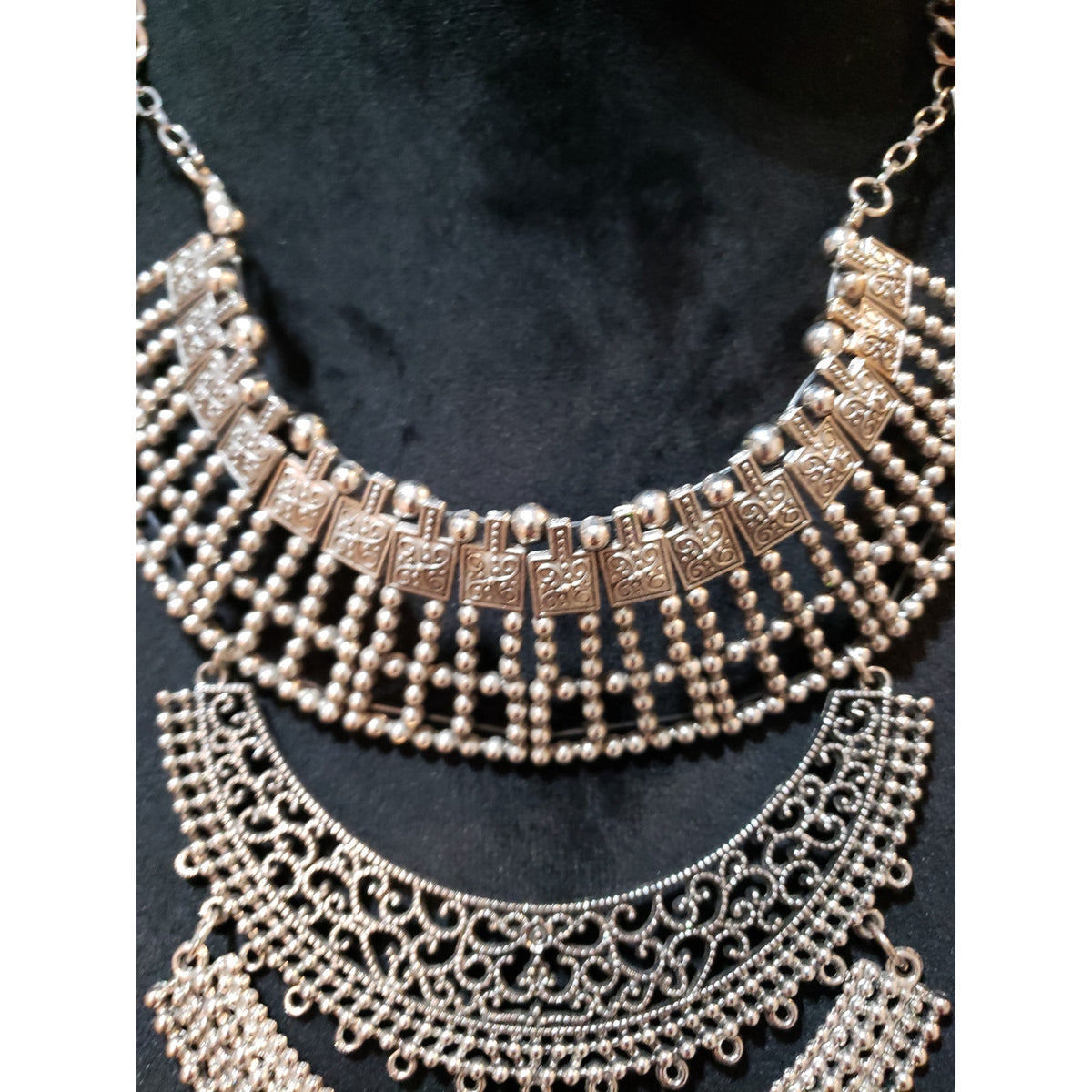 Women Fashion 4 Strand Crystals Metal Beaded Filigree Statement Necklace Jewelry