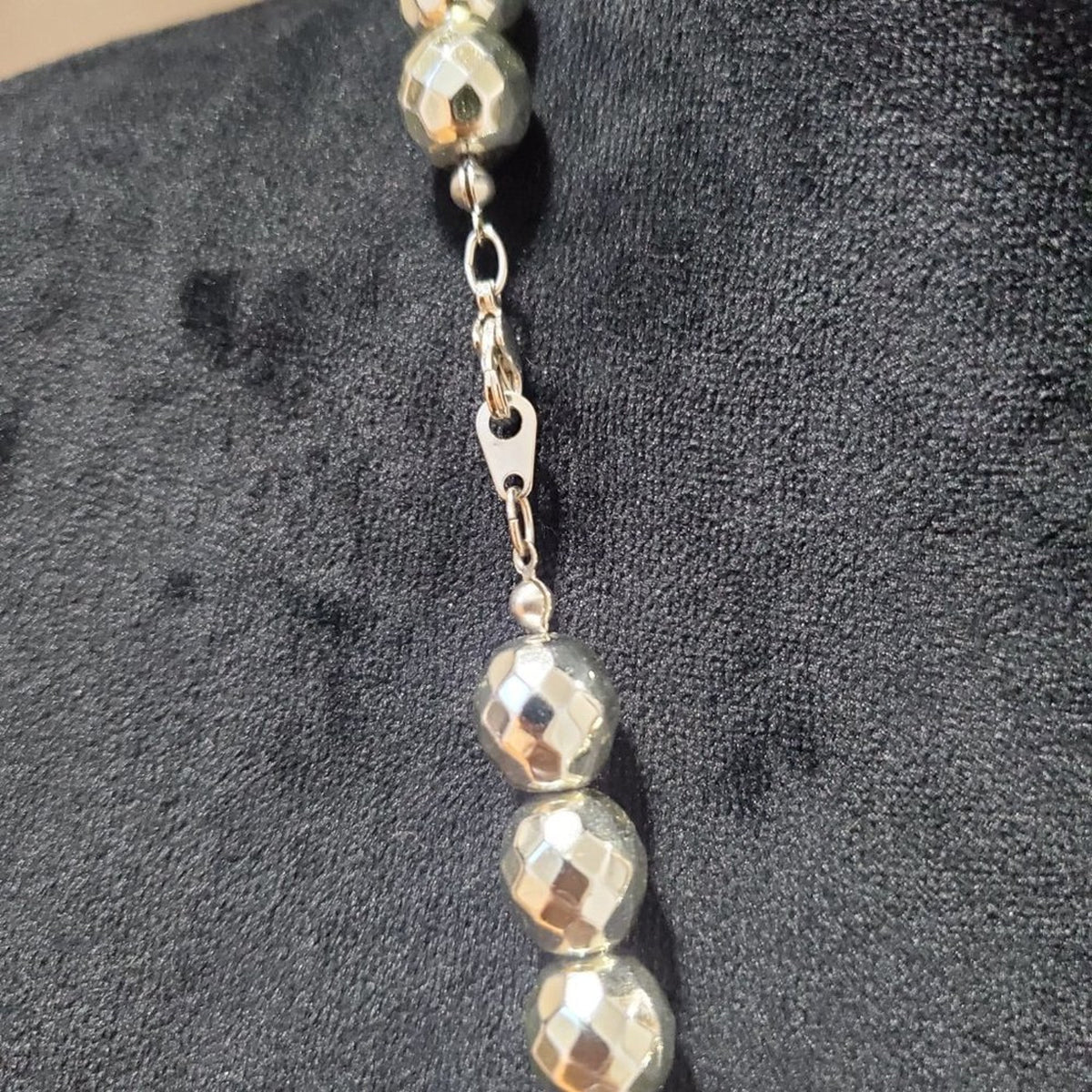 Womens Fashion Silver Disco Ball Beads Collar Long Necklace with Lobster Clasp