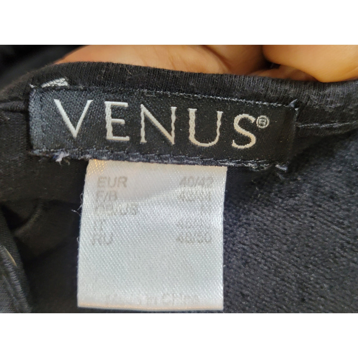 Venus Shirt Top Women's Size Medium Black Cotton Sleeveless Graphic Print