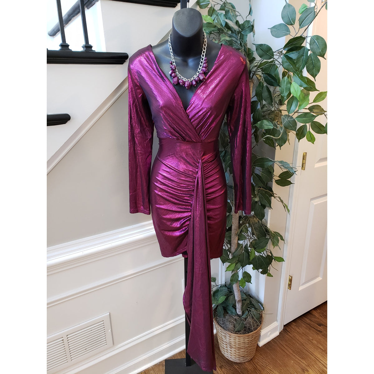 Women's Wrap Dress Small Purple Metallic Tight Waist Ruched Back Zip Deep V Neck