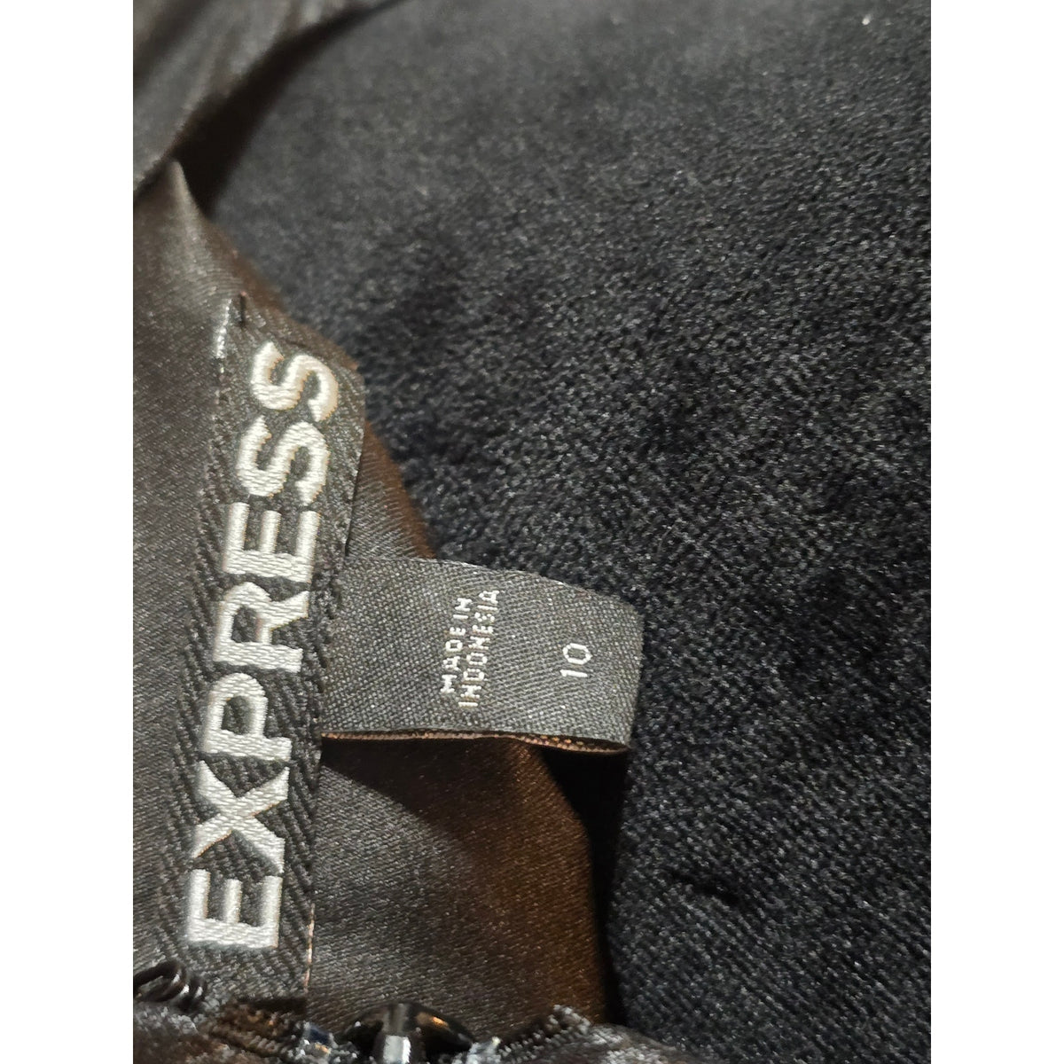 Express Bodycon Dress Women's Black Shimmer Ruched Pleated V-Neck Sleeveless 10