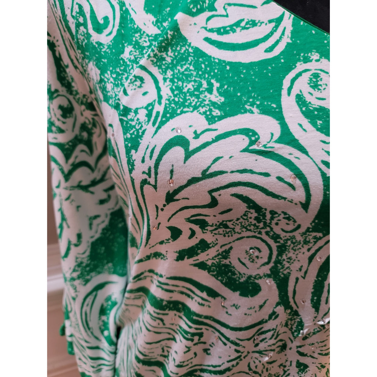 INC Blouse Top Women's Large Green/White Paisley Rhinestone One Shoulder Sleeve