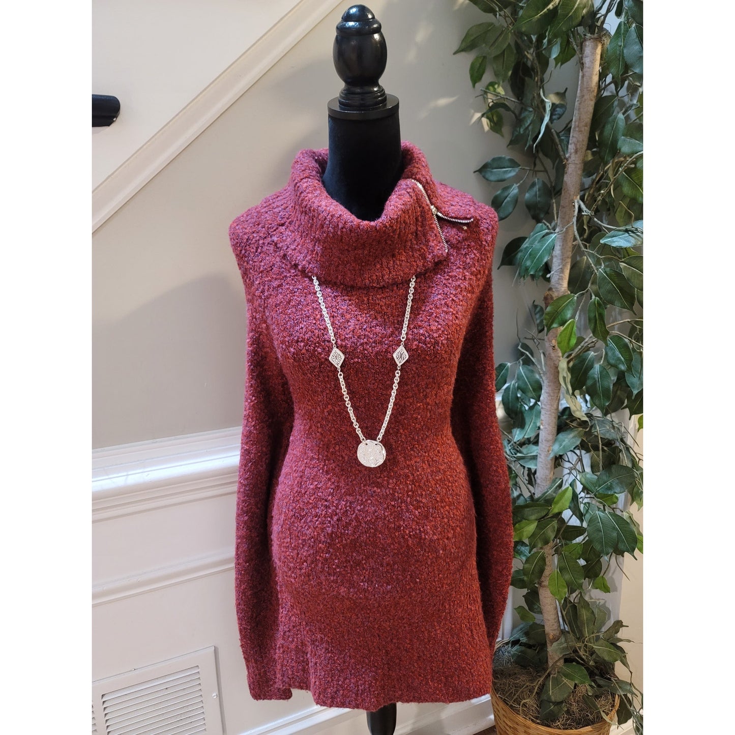 White House Black Market Cowl Neck Sweater Women's Medium Red Knit Pullover Warm