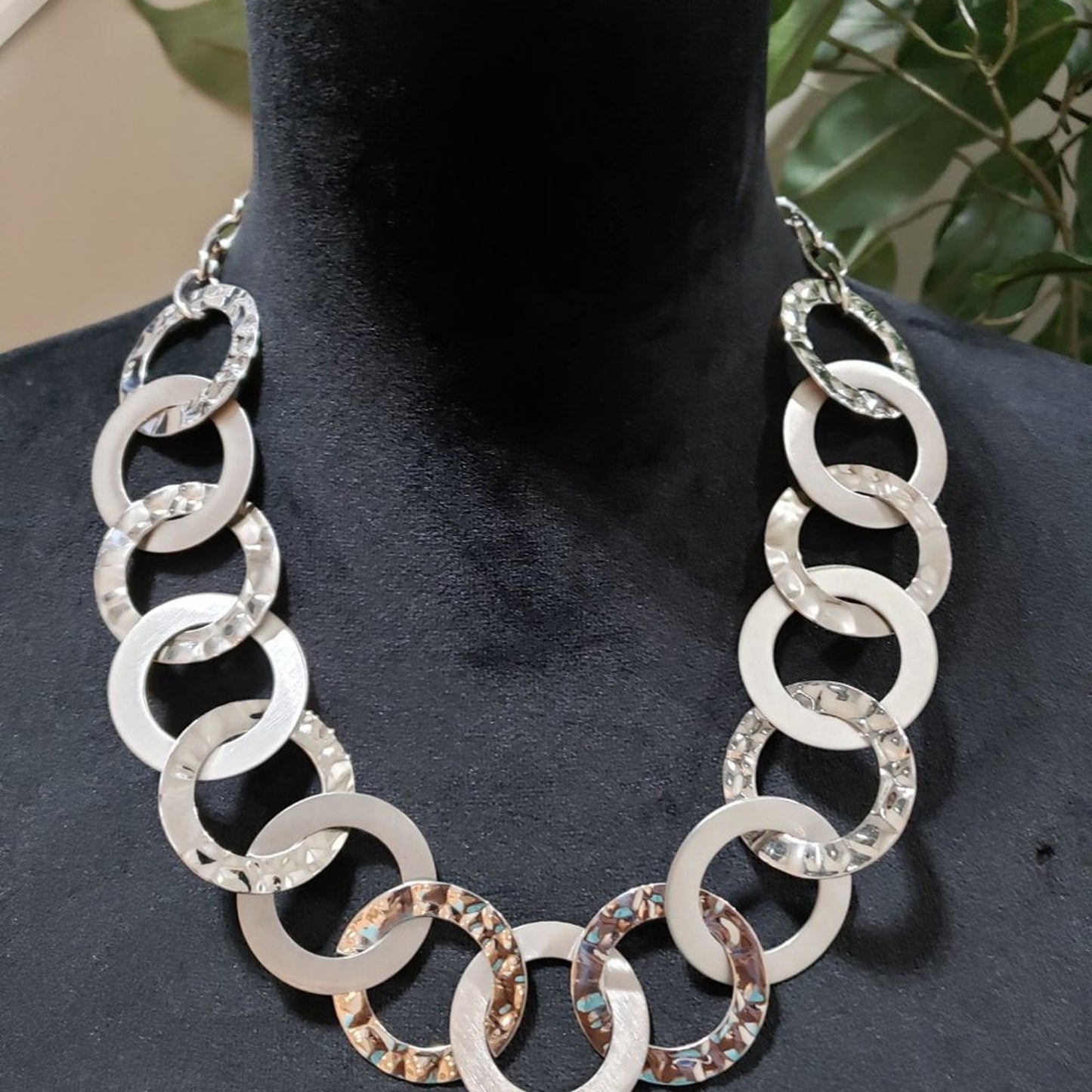 Women Fashion Multi Circle Link Collar Necklace w/ Lobster Clasp
