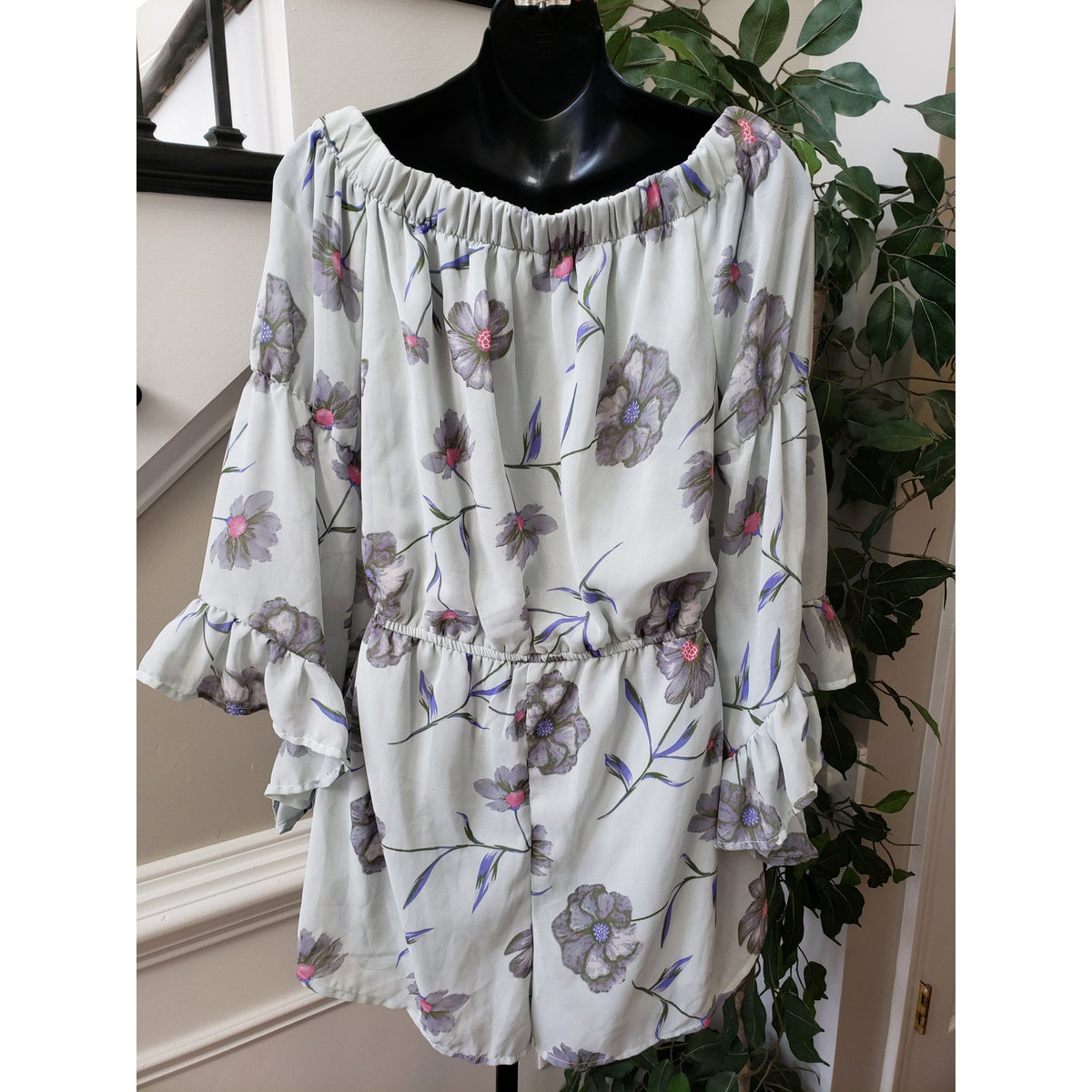 Blush Romper Women Large Gray Floral Print Off Shoulder Cinch Waist Flare Sleeve