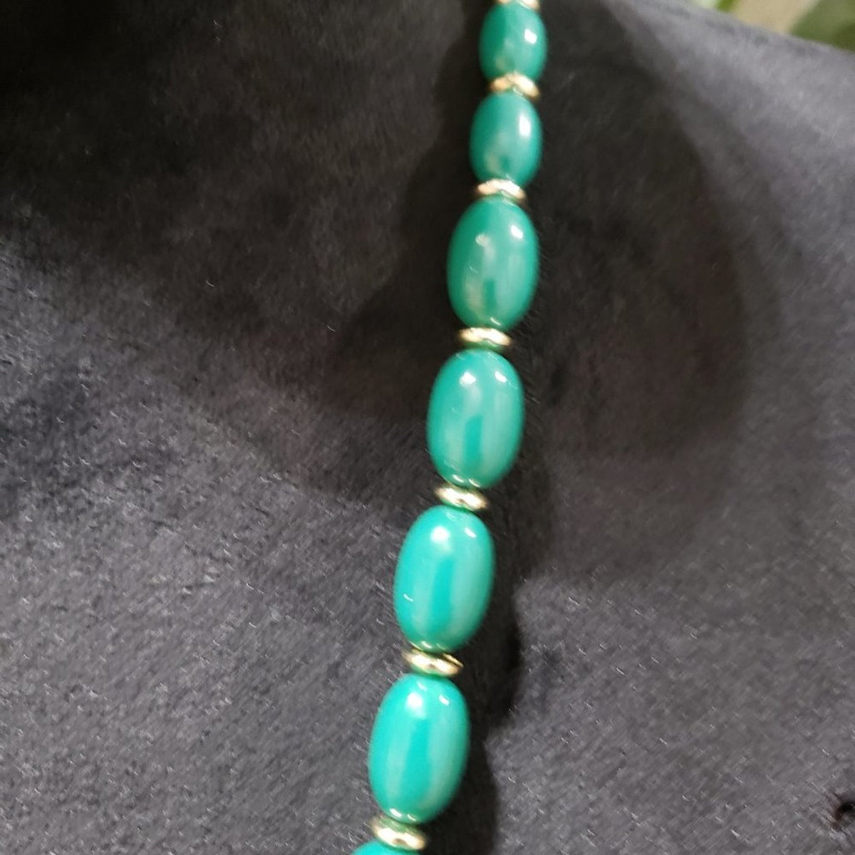 Womens Fashion Chunky Green Rhinestones Beaded Collar Necklace with Round Clasp