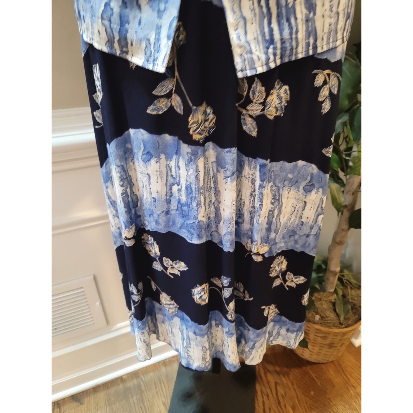 Vintage A.K.F 2 Piece Shirt & Skirt Suit 10 Blue Floral Short Sleeve Round Neck