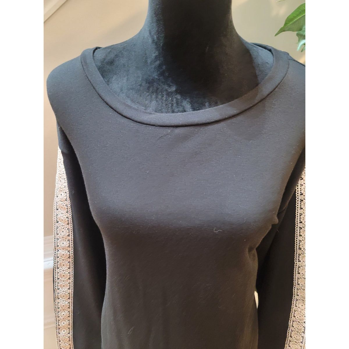 Flora Nikrooz Sweatshirt Women's SZ XXL Black Lace Trim Drop Shoulder Crew Neck