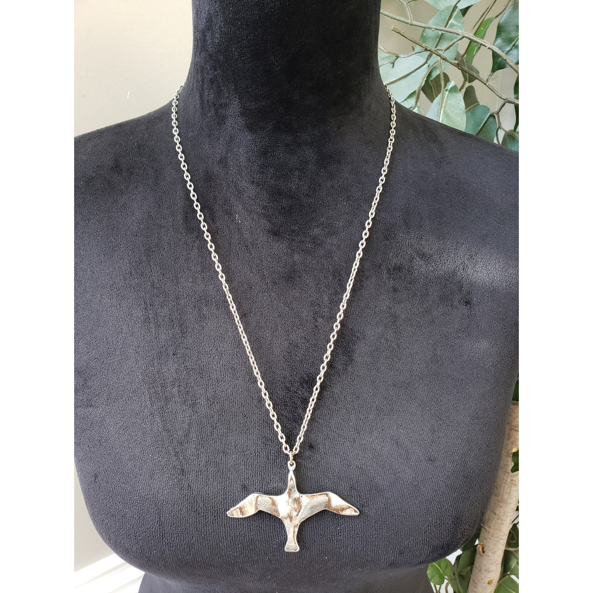 Women Fashion Silver Tone Abstract Large Bird in Flight Pendant Necklace Jewelry