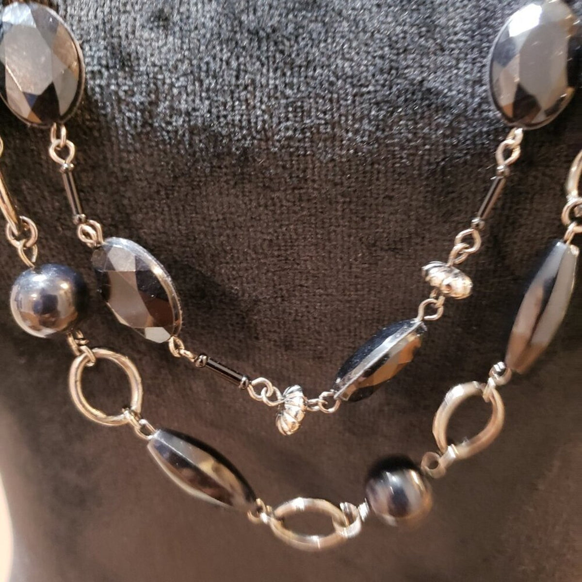 Womens Fashion Black Gemstone Beaded and Links Double Row Necklace Jewelry