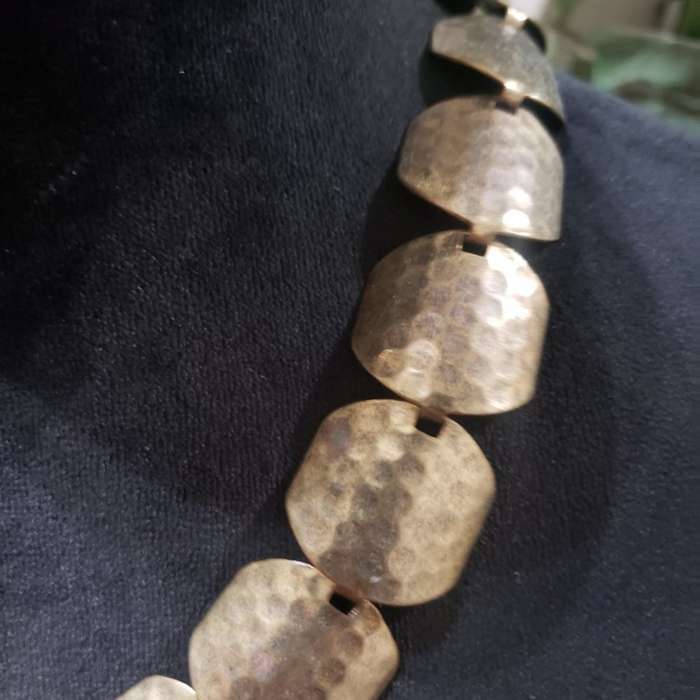 Womens Fashion Bronze Tone Curved Round Panel Choker Necklace w/ Lobster Clasp