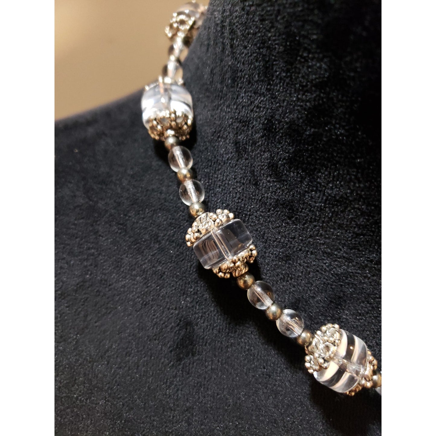 Womens Fashion Clear Crystal Beads Lariat Choker Necklace with Toggle Eye Clasp