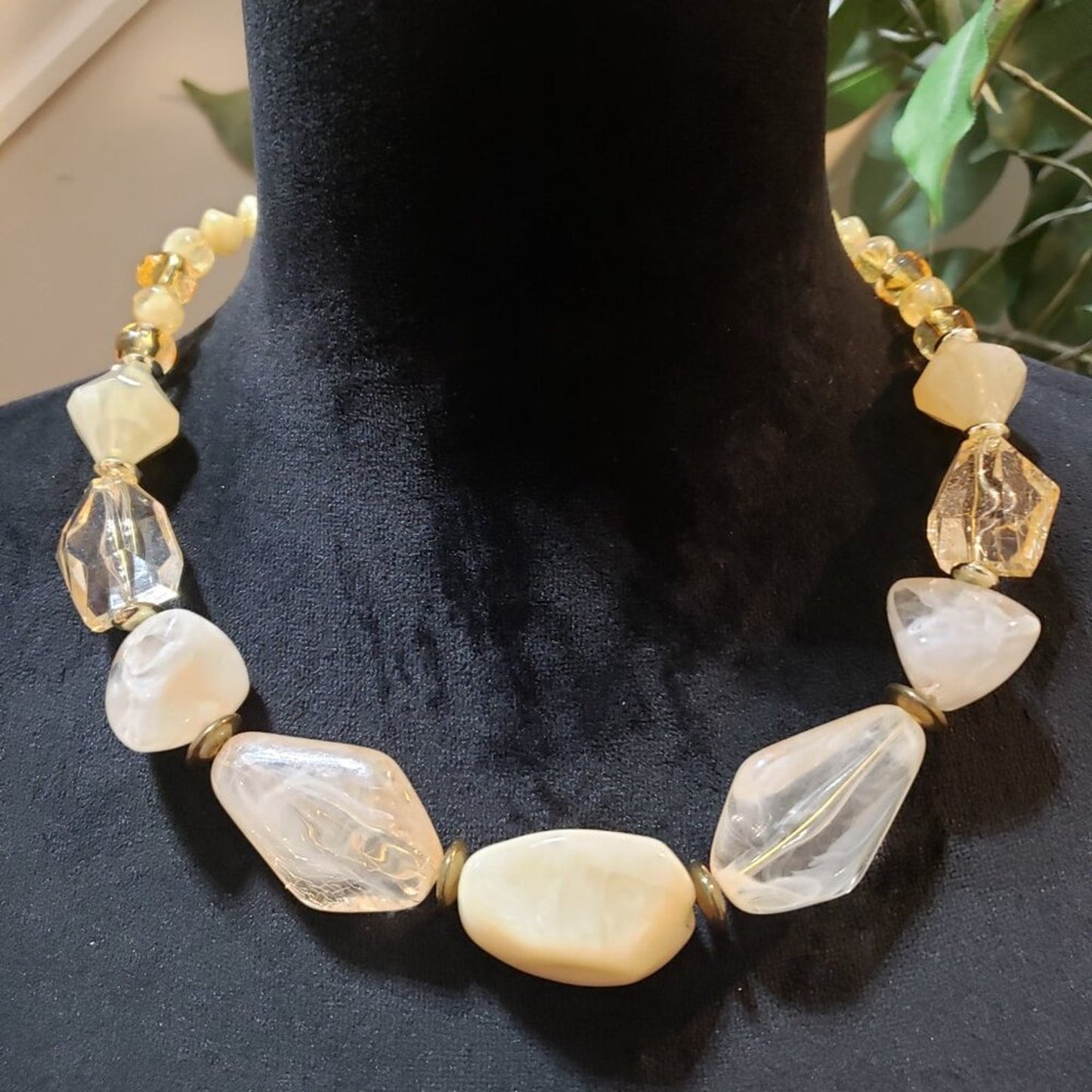 Womens Fashion White Gold Acrylic Beaded Necklace Jewelry with Lobster Clasp