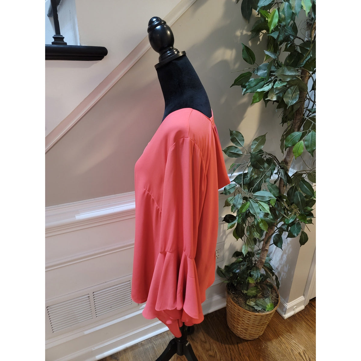 White House Black Market Blouse Women's Coral Orange V-Neck Bell Sleeve XL