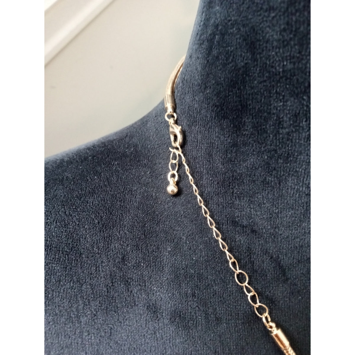 Gold Tone Oversized Open Circle Link Statement Necklace Modern Geometric Collar