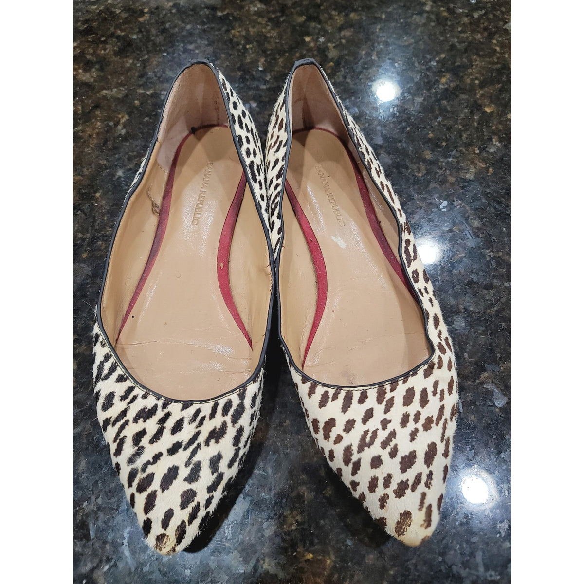 Banana Republic Pumps Women Size 8 White Brown Leopard Print Pointed Toe Slip On
