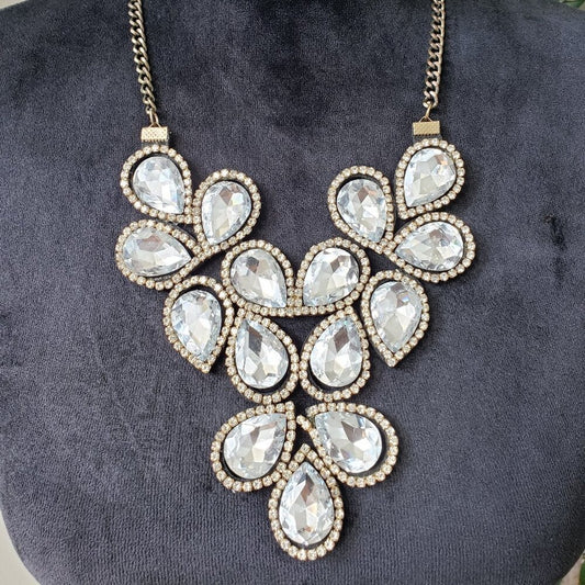 Womens Fashion Clear Teardrop Crystal Necklace Jewelry with Lobster Clasp