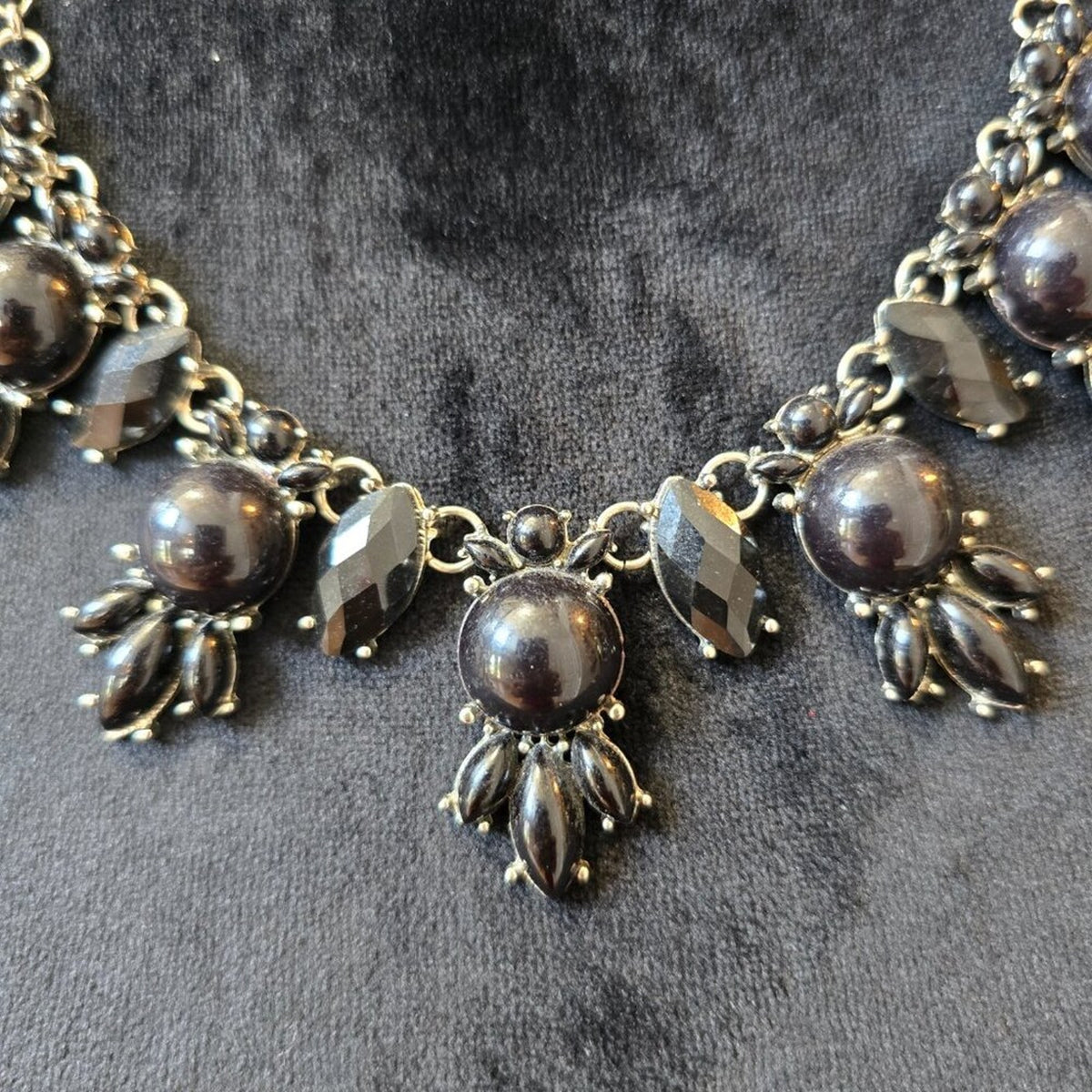 Womens Black Rhinestone Faceted Beaded Necklace Jewelry with Lobster Clasp