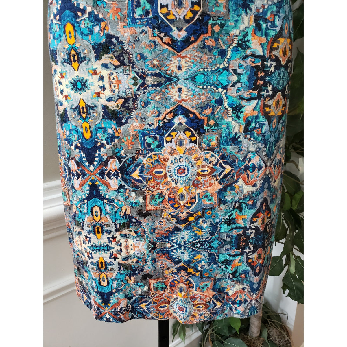 Karen Kane Knee Length Dress Womens Medium Multi Viscose Casual V Neck Back Zip