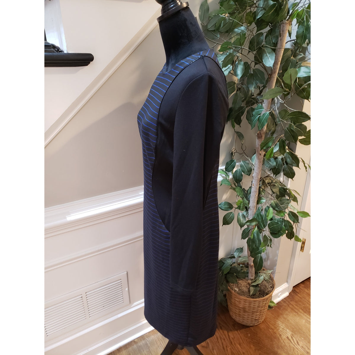 Spense Sheath Dress Women's Size 10 Blue Striped Rayon Stretch Long Sleeve