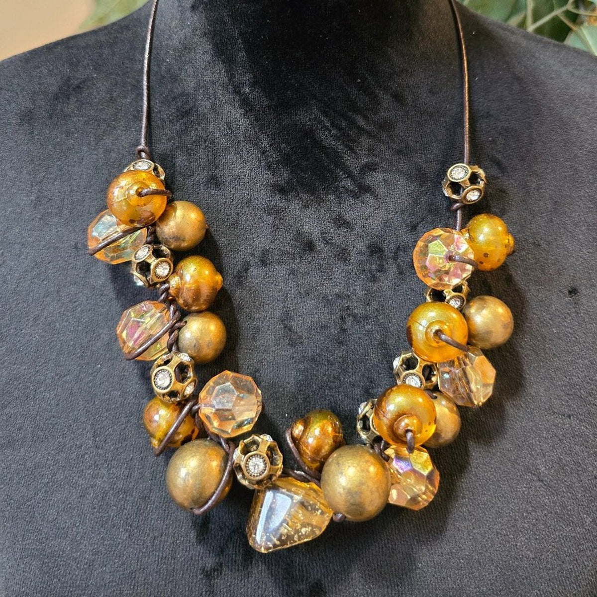 Womens Fashion Gold Tone Pearl Beaded Necklace Jewelry with Lobster Clasp