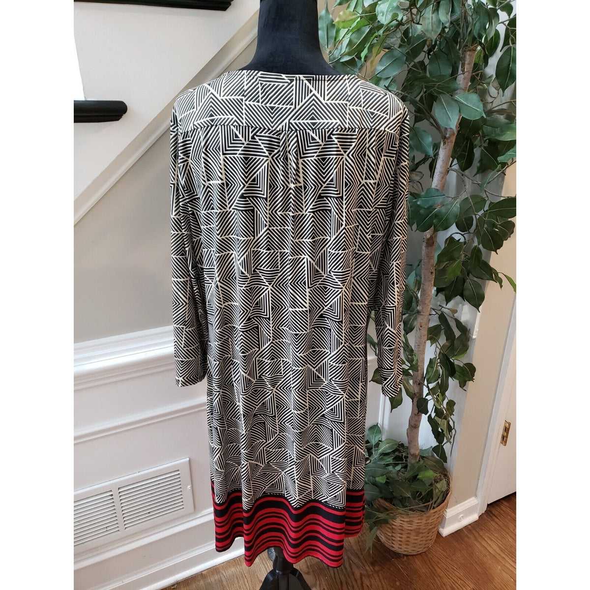 Tacera Women's Black & White Polyester V-Neck Long Sleeve Knee Length Dress XL