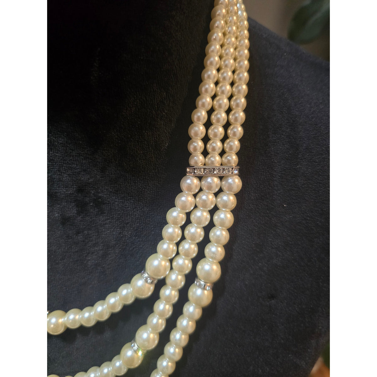 Women's Three Layer Pearl Necklace With Lobster Clasp Elegant Jewelry Gift