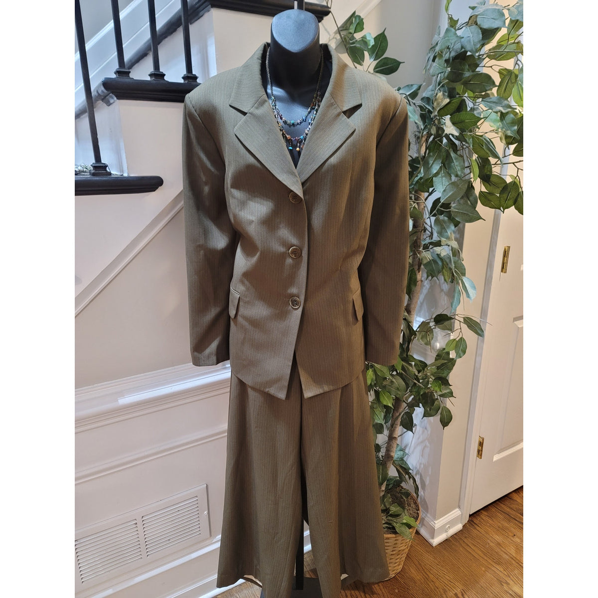 Evan Picone Pants Suit Womens SZ 20W Brown Pinstripe 3-Button Blazer Welt Pocket