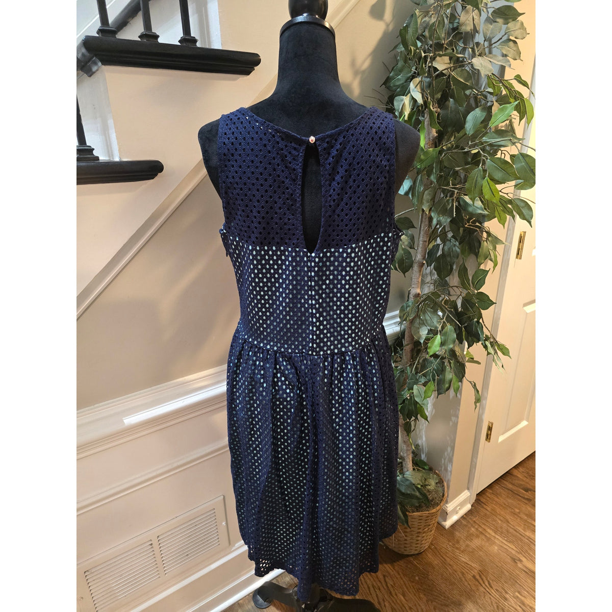 Maurices A-Line Dress Womens SZ 13/14 Blue Back Keyhole Pleated Lined Round Neck