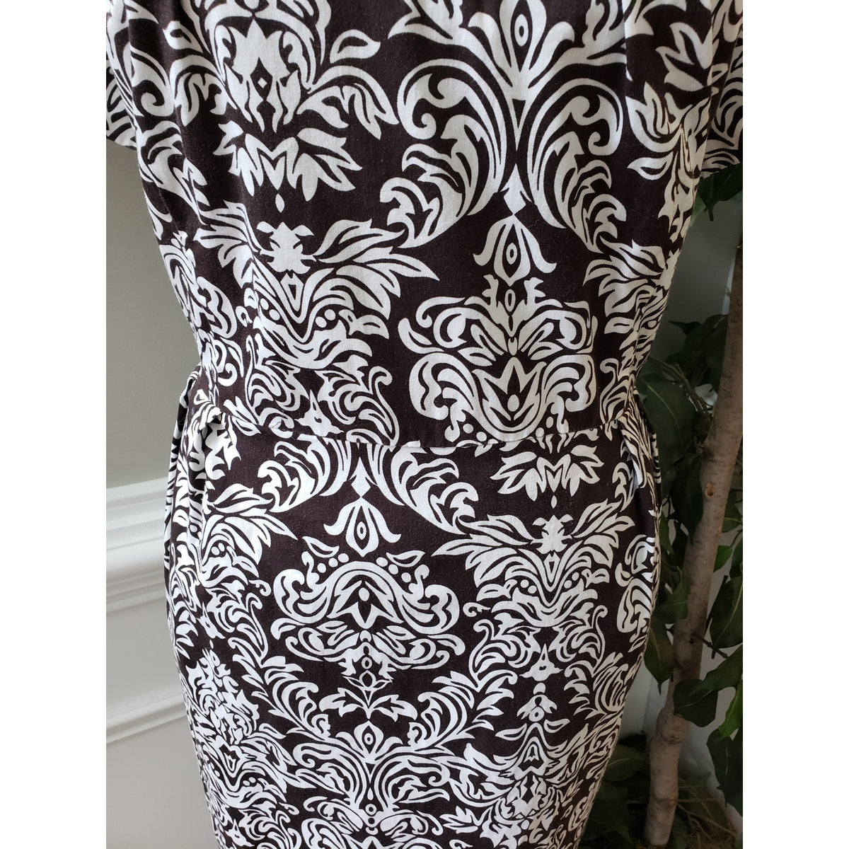 Cato Sheath Dress Womens 18W White Floral Pleated Knee Length Pockets Cap Sleeve