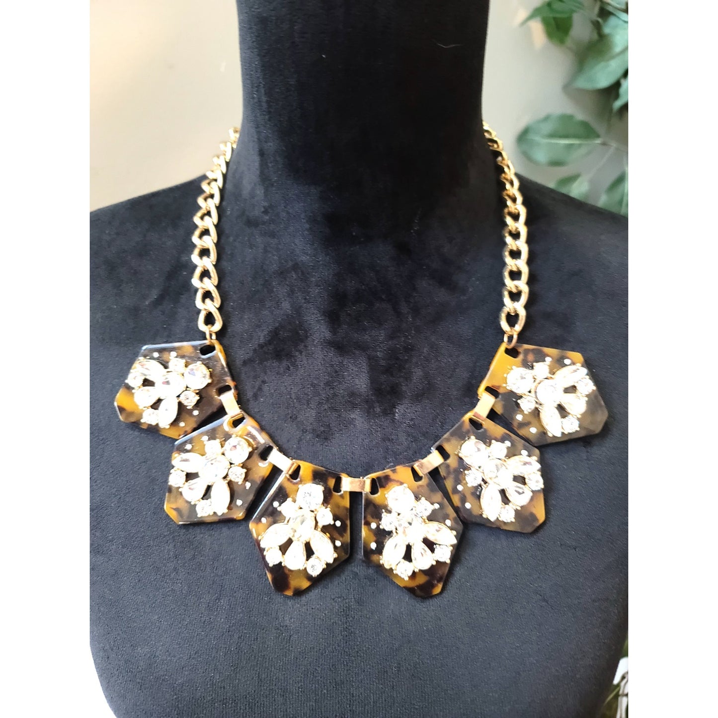 Women's Statement Tortoise Resin Necklace with Crystals Lobster Clasp Chain