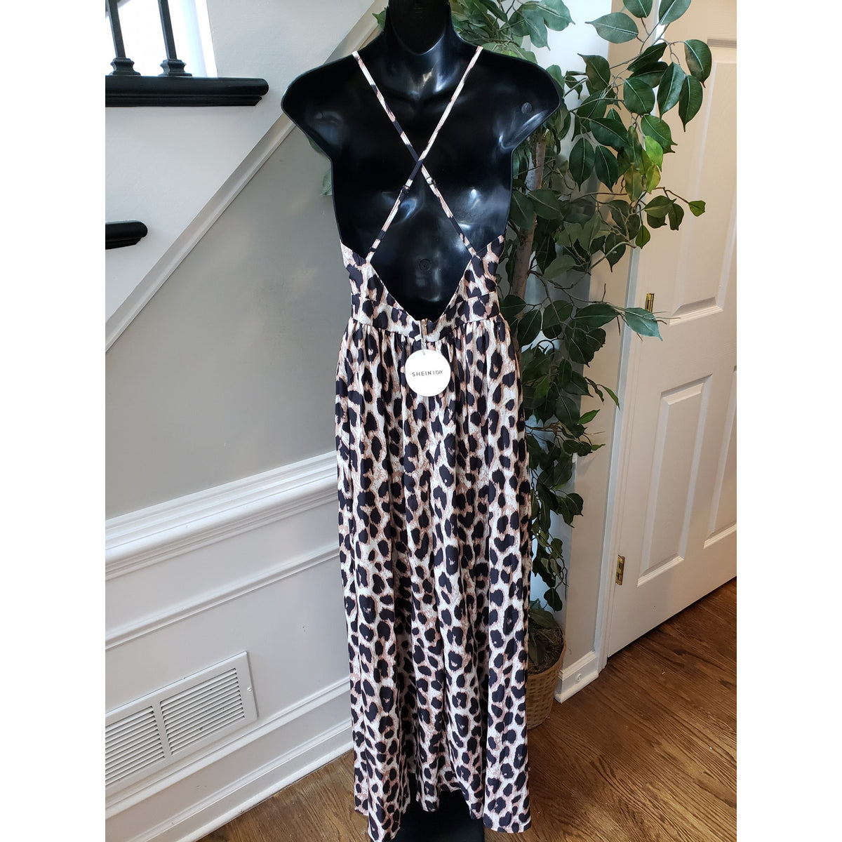SHEIN Long Maxi Dress Womens Size 2 Black & Beige Leopard Plunge Neck Sleeveless