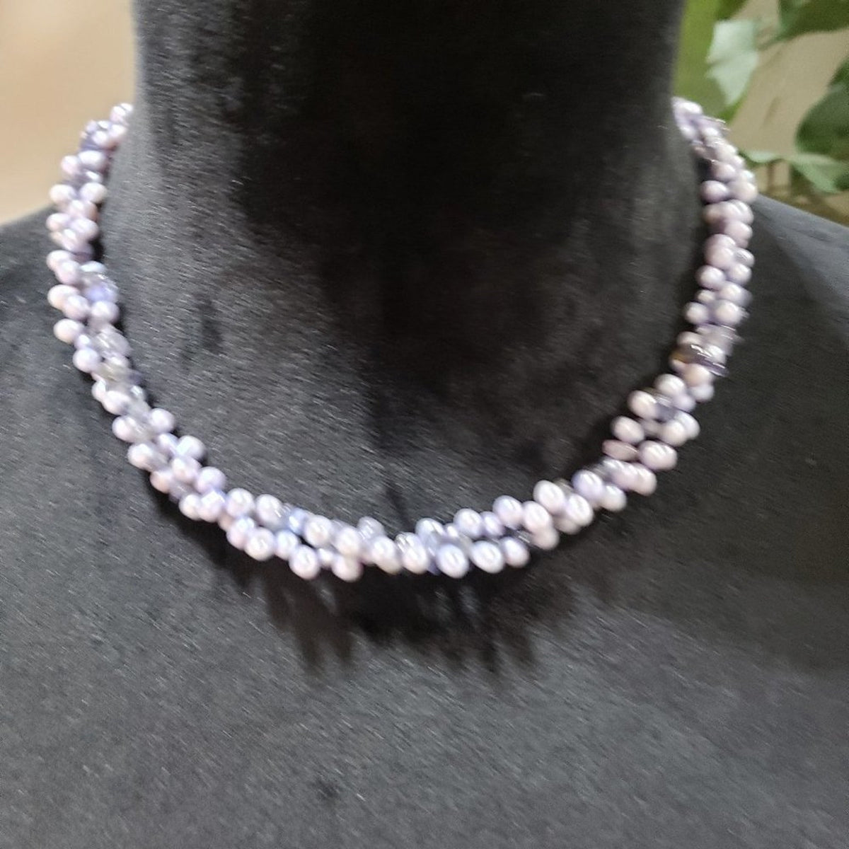 Women Fashion Chunky Natural Stylish Pearl Clavicle Choker Necklace with Lobster