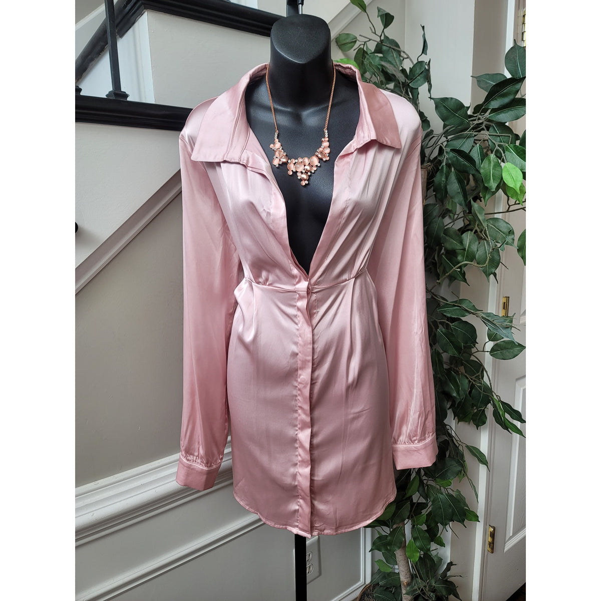 Fashion Nova Shirt Dress Women's Size Large Pink Polyester Long Sleeves