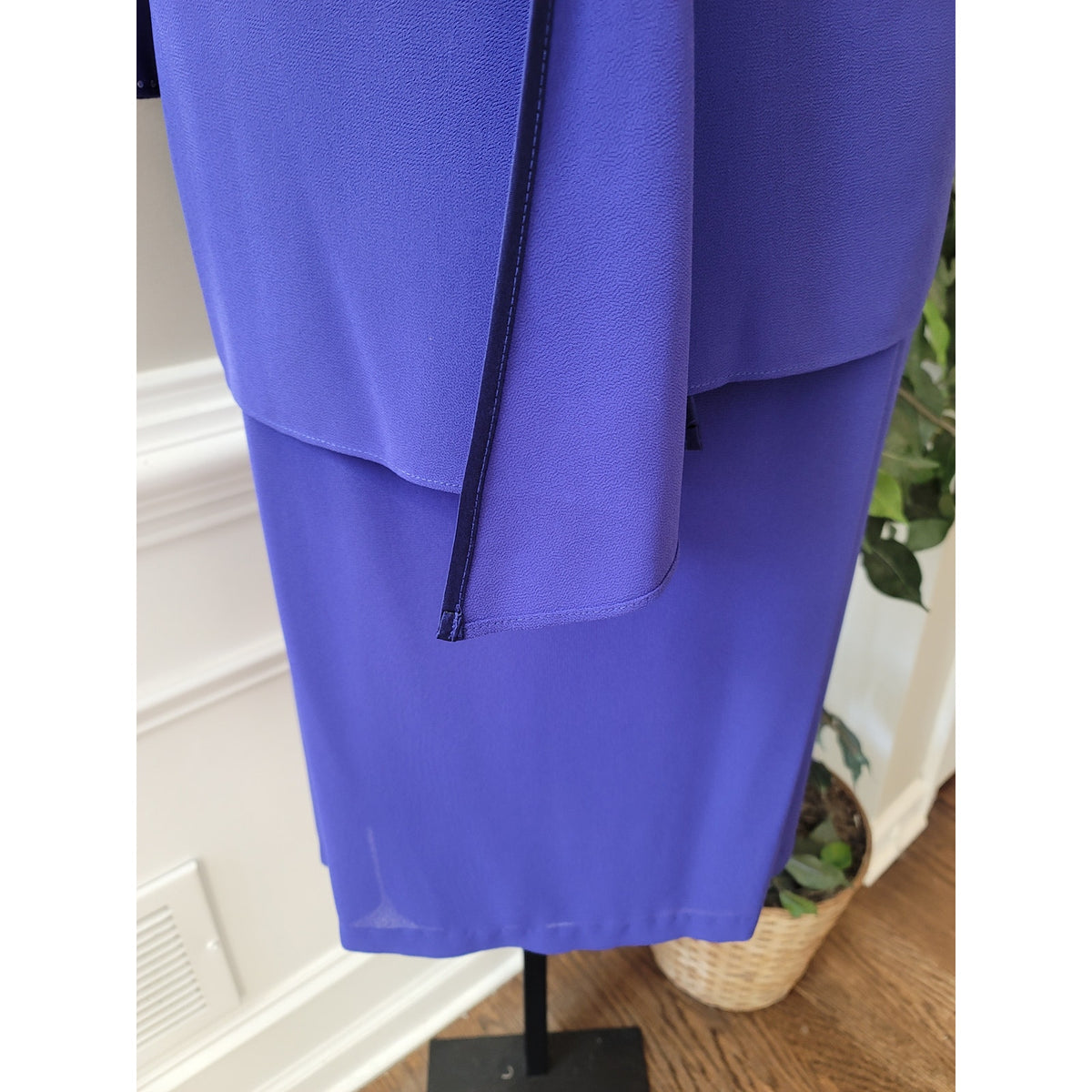 EY Boutique Skirt Suit Women's SZ 18 purple Rhinestone Button Front Back Zipper