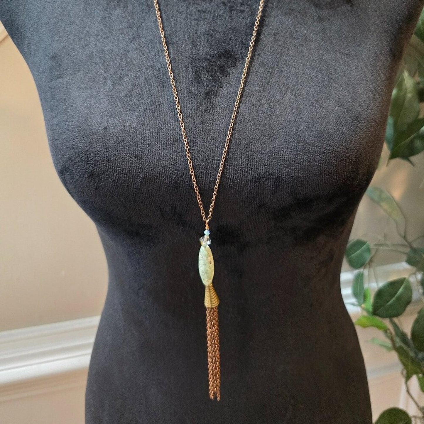 Women's Fashion Long Chain Gold Tone Prehnite Stone Pendant Tassel Necklace
