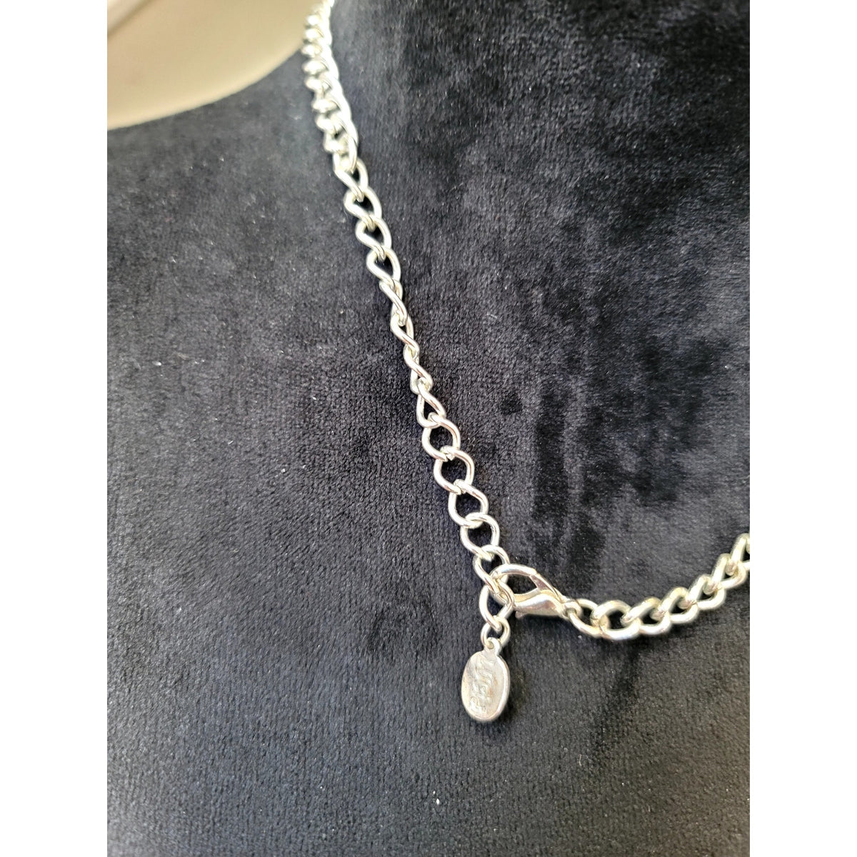 Silver Tone Oversized Bow Pendant Necklace Openwork Filigree Statement Jewelry