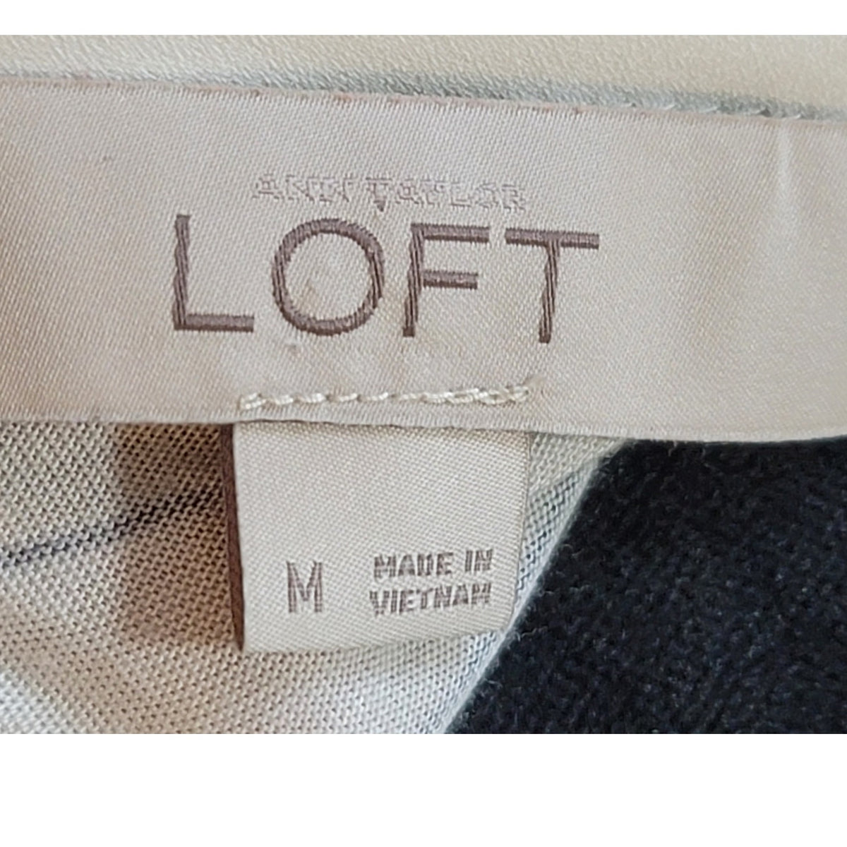 Loft Ann Taylor Tank Top Women's Medium White/Blue Vertical Striped Round Neck