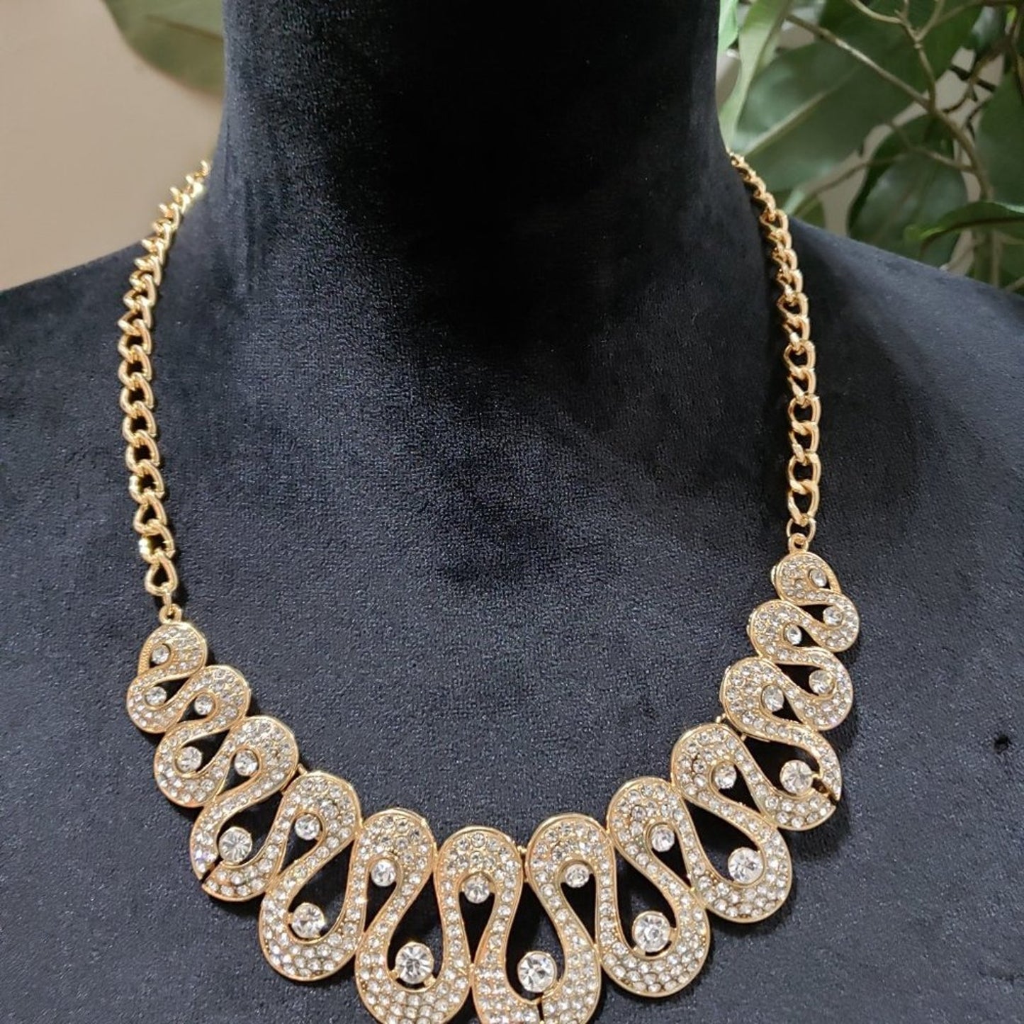 Womens Gold Tone Rhinestones Snake Shaped Collar Necklace with Lobster Clasp