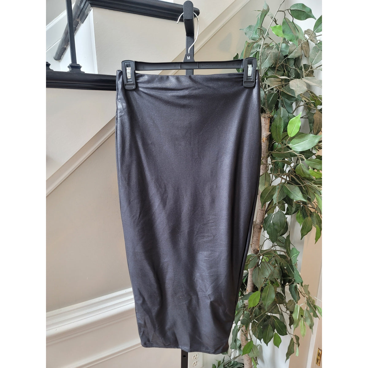 Naked Wardrobe Pencil Skirt Women's Medium Black Fully Lined Back Slit Stretch
