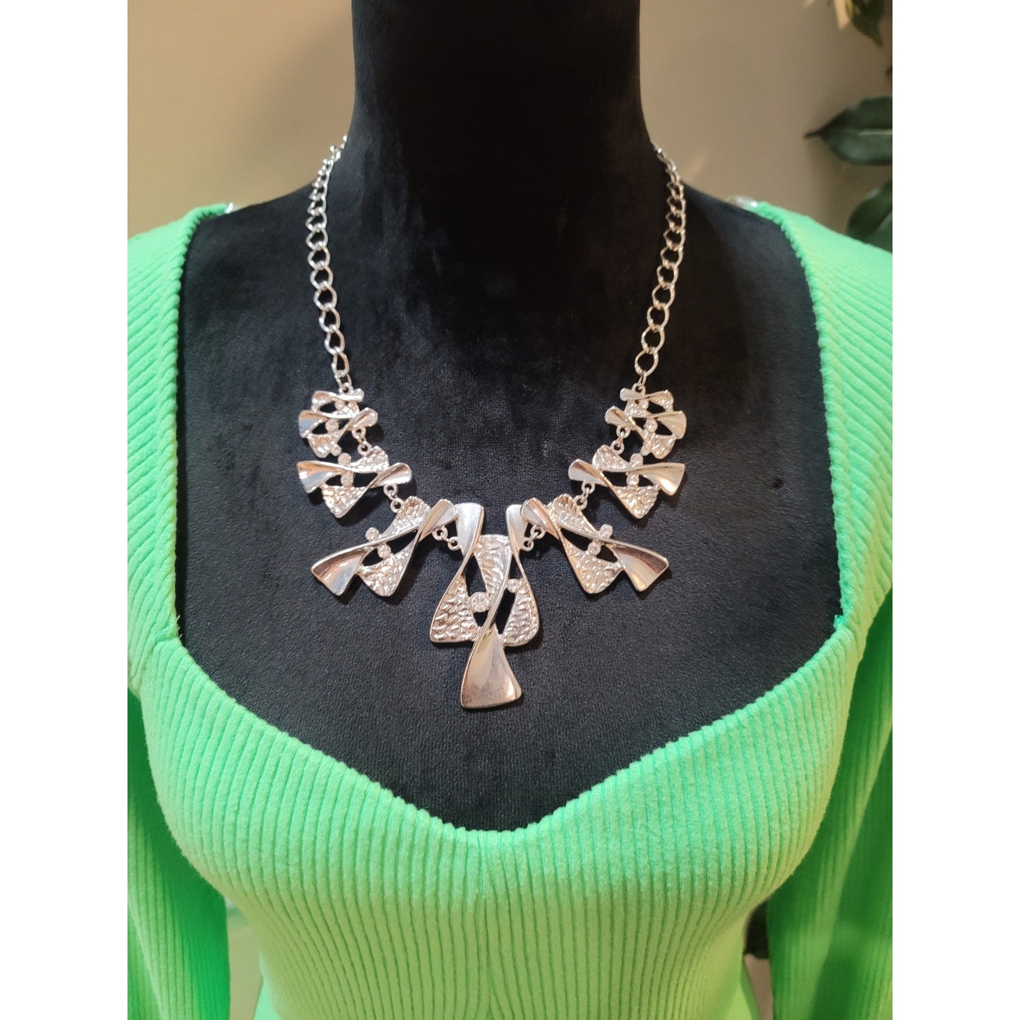 Isabel by Ingrid Isabel Sweater Women's XL Green Ribbed V-Neck Long Sleeve Knit