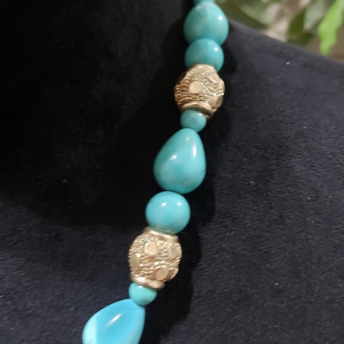 Womens Fashion Natural Turquoise Oval Gemstone Beads Necklace w/ Lobster Clasp