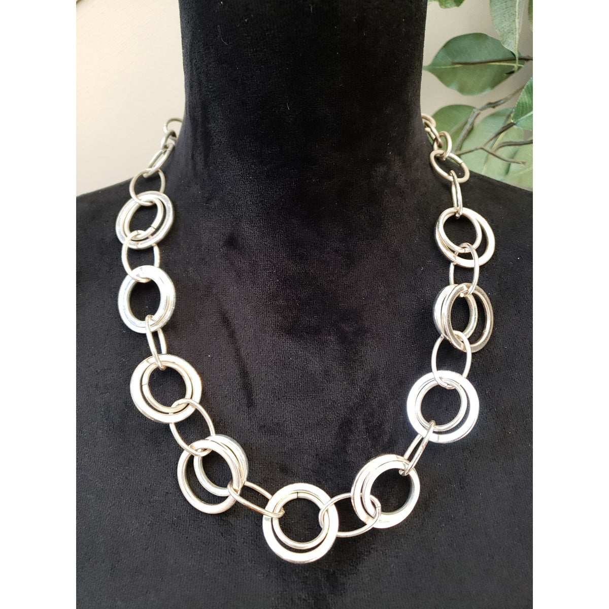 Women Silver Tone Large Circle Link Statement Necklace Chunky Fashion Jewelry